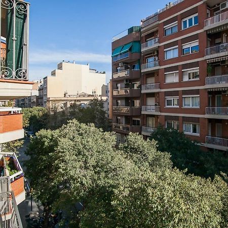 Gaudi Flats Apartment Barcelona Bagian luar foto